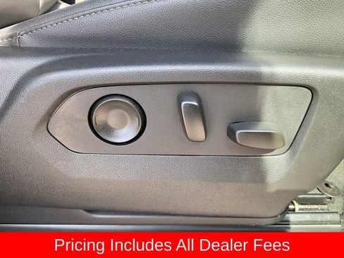 Used 2024 Chevrolet Tahoe LT AWD/4WD image 22