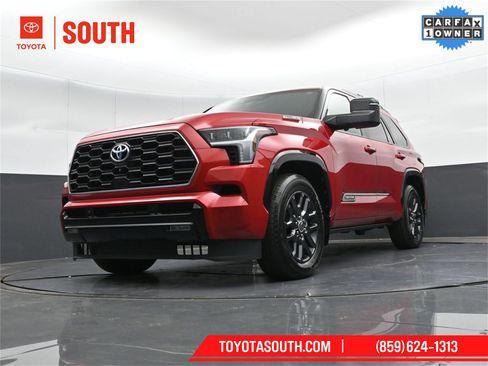 Used 2023 Toyota Sequoia Platinum image 38