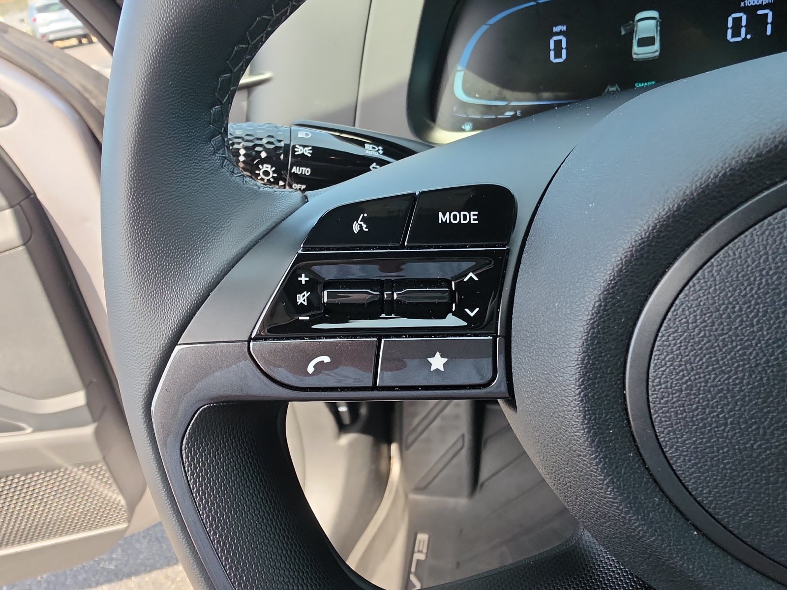 Used 2026 Hyundai Elantra Sport FWD image 21