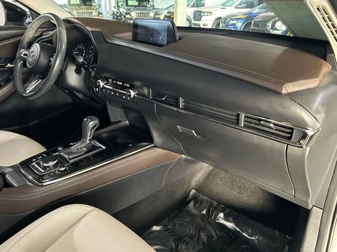 Used 2022 MAZDA CX-30 2.5 Turbo w/ Premium Package image 32