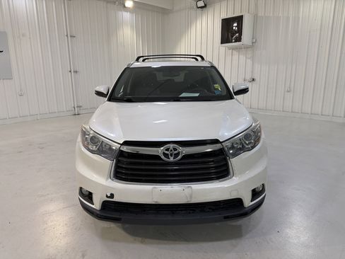 Used 2015 Toyota Highlander XLE image 8