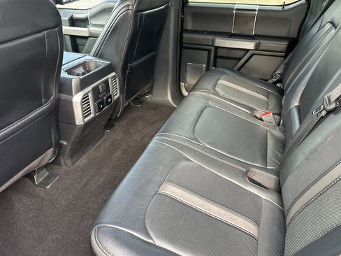 Used 2019 Ford F150 Platinum image 12