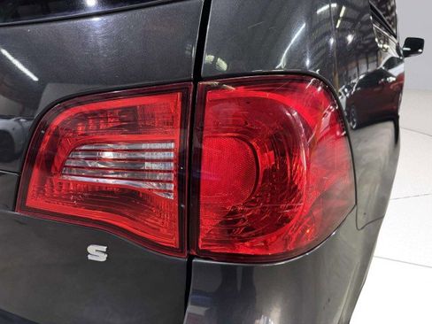 Used 2012 Volkswagen Routan S image 12