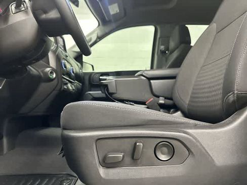 Used 2023 Chevrolet Silverado 1500 Custom RWD image 26