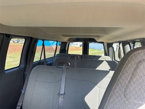 Used 2024 Chevrolet Express 3500 LT w/ LT Preferred Equipment Group image 23