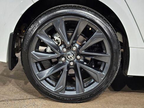 Used 2024 Toyota Corolla SE image 17