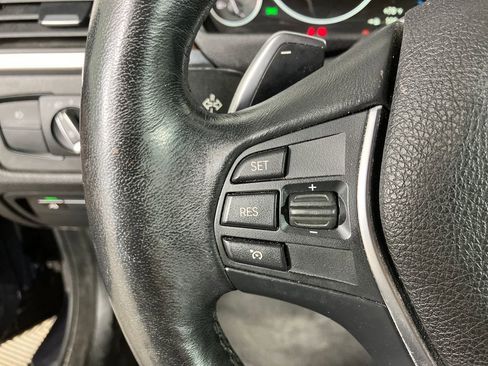 Used 2019 BMW 430i xDrive Convertible w/ Convenience Package image 17