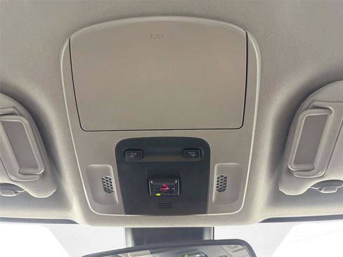 Certified 2023 Toyota Camry SE w/ Convenience Package FWD image 6