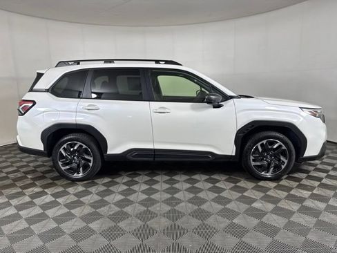 Used 2025 Subaru Forester Limited w/ Popular Package #2 AWD/4WD image 2