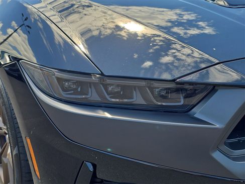New 2025 Ford Mustang Dark Horse image 7