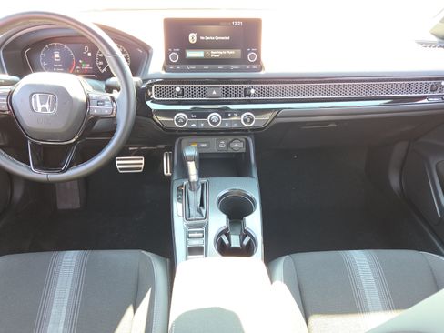 Used 2023 Honda Civic Sport image 14