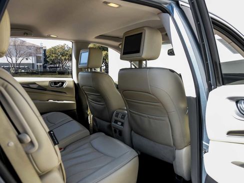 Used 2019 INFINITI QX60 Luxe w/ Essential Package image 42