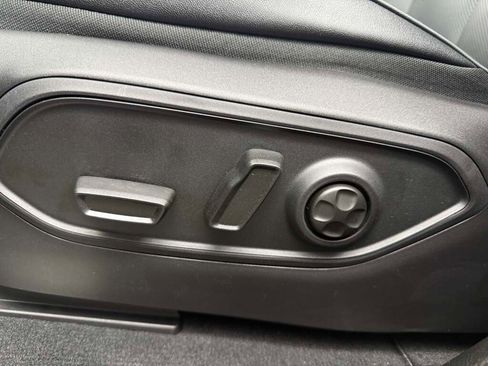 New 2025 Jeep Grand Cherokee L Overland image 39