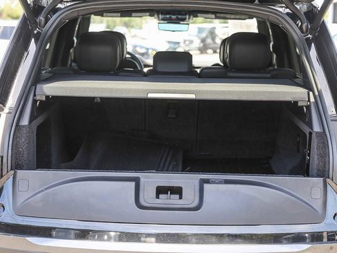 Used 2023 Land Rover Range Rover SE AWD/4WD image 25
