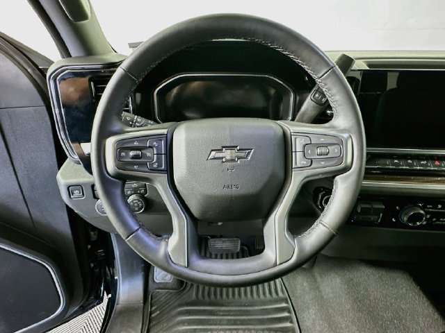 Used 2026 Chevrolet Silverado 1500 RST AWD/4WD image 13