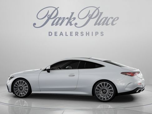 Certified 2026 Mercedes-Benz CLE 300 4MATIC Coupe image 9