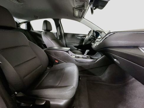 Used 2016 Chevrolet Malibu LT w/ Driver Confidence Package FWD image 29