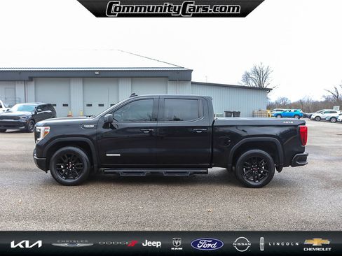 Used 2022 GMC Sierra 1500 Elevation image 3