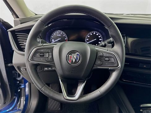 Used 2023 Buick Envision Avenir image 12