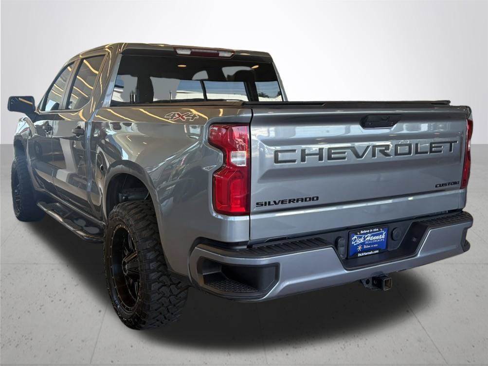 Used 2021 Chevrolet Silverado 1500 Custom w/ LPO, Dark Essentials Package AWD/4WD image 9