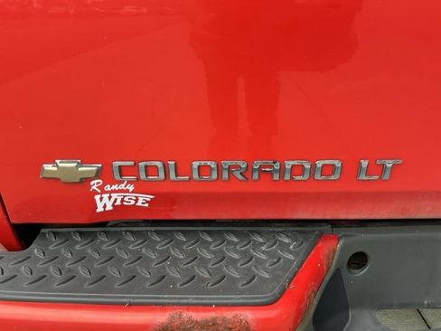 Used 2010 Chevrolet Colorado LT RWD image 25