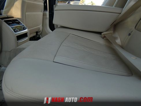 Used 2016 BMW 750i xDrive AWD/4WD image 58