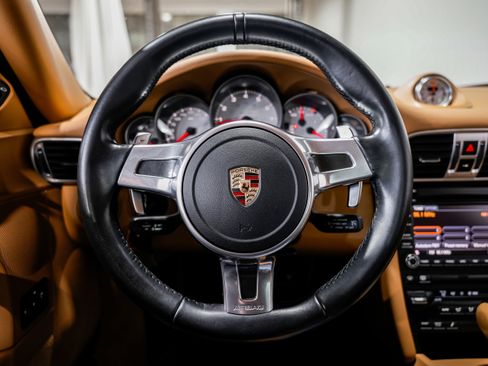 Used 2012 Porsche 911 Carrera 4S image 10