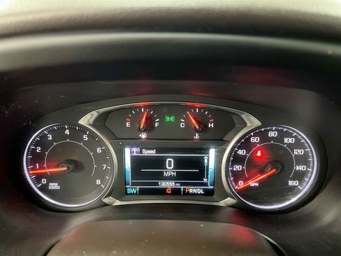 Used 2017 GMC Acadia SLT image 11