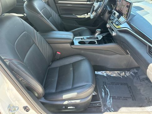 Certified 2023 Nissan Altima 2.0 SR image 11