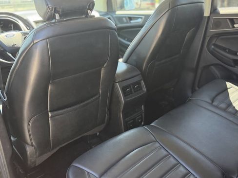 Used 2017 Ford Edge SEL w/ Equipment Group 201A AWD/4WD image 17