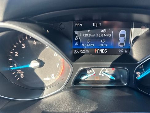Used 2019 Ford Escape Titanium image 15