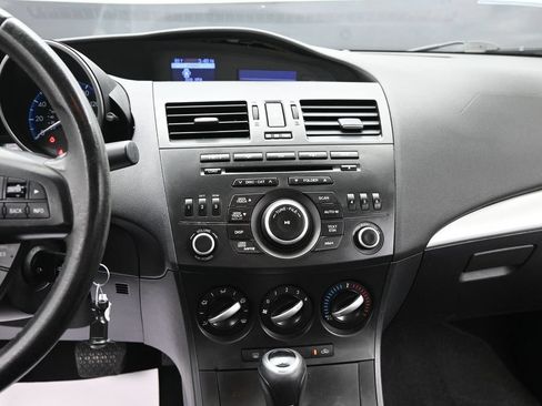 Used 2012 MAZDA MAZDA3 i Touring FWD image 26