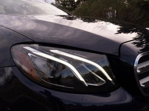 Used 2020 Mercedes-Benz E 350 Sedan image 36