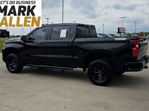Used 2024 Chevrolet Silverado 1500 LT Trail Boss w/ Convenience Package II AWD/4WD image 6