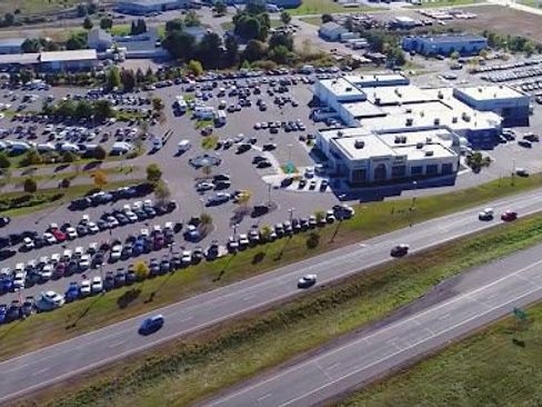 Used 2020 Ford F350 Lariat image 2