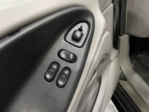 Used 2003 Ford Mustang GT RWD image 13