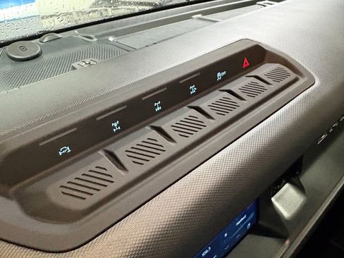 New 2026 Ford Bronco Badlands AWD/4WD image 22