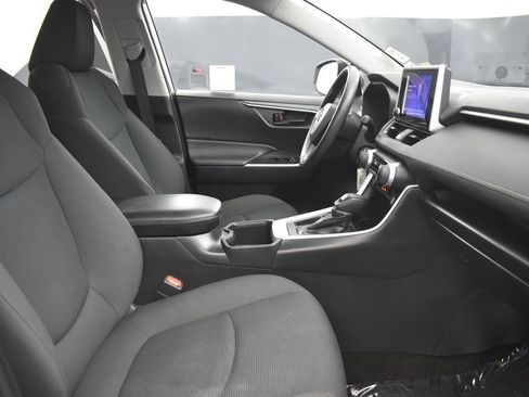 Used 2024 Toyota RAV4 LE image 22