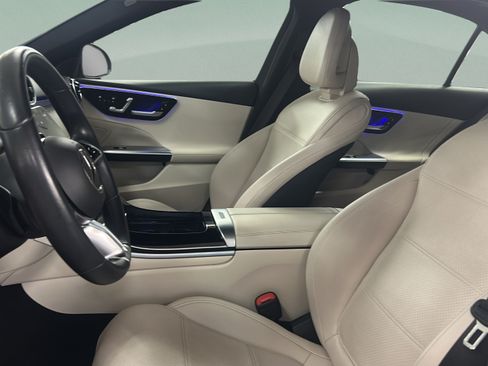 Used 2022 Mercedes-Benz C 300 Sedan image 9