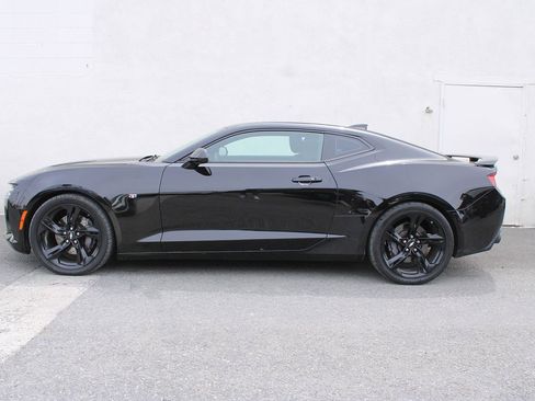 Used 2016 Chevrolet Camaro SS image 5