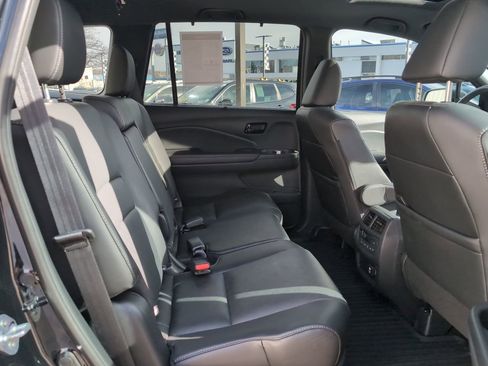 Used 2022 Honda Passport Elite image 16