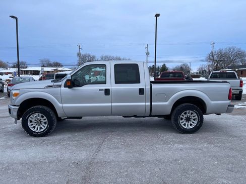 Used 2011 Ford F250 XLT w/ XLT Premium Pkg image 2