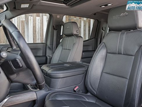 Used 2019 Chevrolet Silverado 1500 High Country AWD/4WD image 13