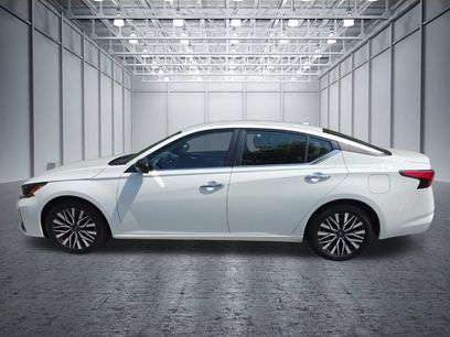 Used 2025 Nissan Altima 2.5 SV