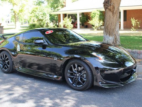 Used 2019 Nissan 370Z Coupe w/ Z34 Heritage Edition - Black image 25