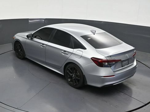 Used 2025 Honda Civic Sport image 16