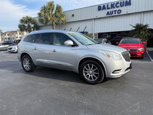 Used 2014 Buick Enclave Leather image 2