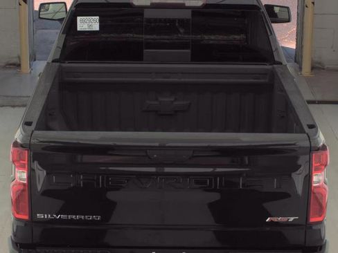 Used 2019 Chevrolet Silverado 1500 RST AWD/4WD image 4