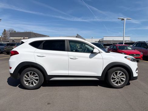 Used 2017 Hyundai Tucson SE AWD/4WD image 14