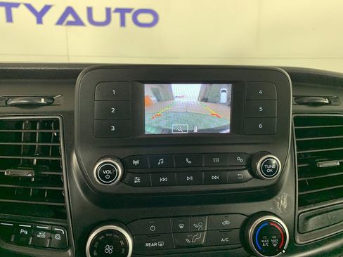 Used 2021 Ford Transit 350 XLT image 24